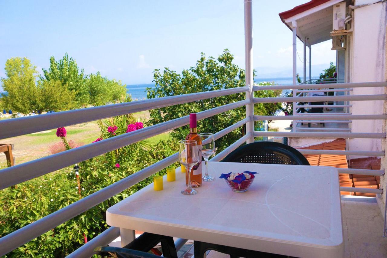 Erosea Beach Resort Kavos Exterior photo